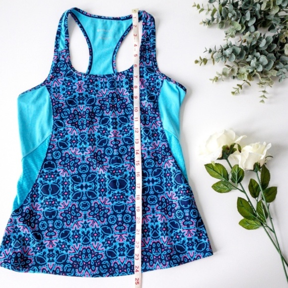 Fabletics Berlin Tank in Mosaic Print - Picture 5 of 6